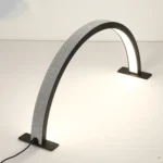 Enshall 22 Inch Masa Üstü Oje ve Tırnak Işığı 20w Masa Üstü LED Işık Yarım Ay Şekilli Kirpik Güzellik Lambası - Görsel 3